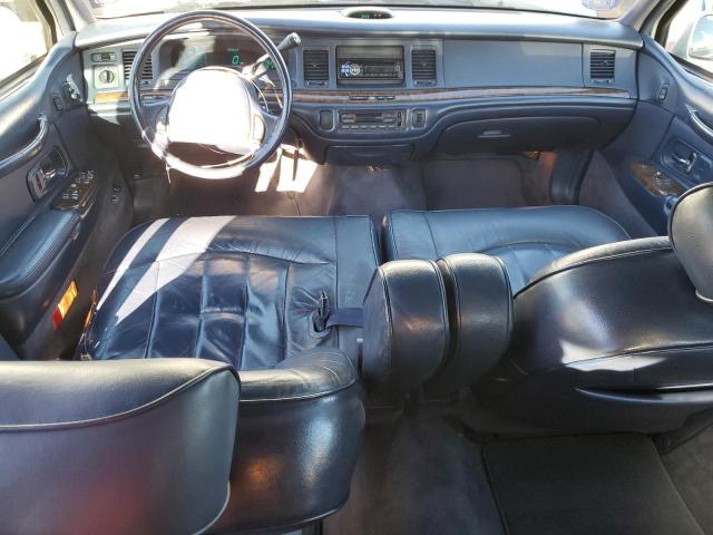 1LNLM81W7TY678989 - 1996 LINCOLN TOWN CAR EXECUTIVE Weiß Foto 8