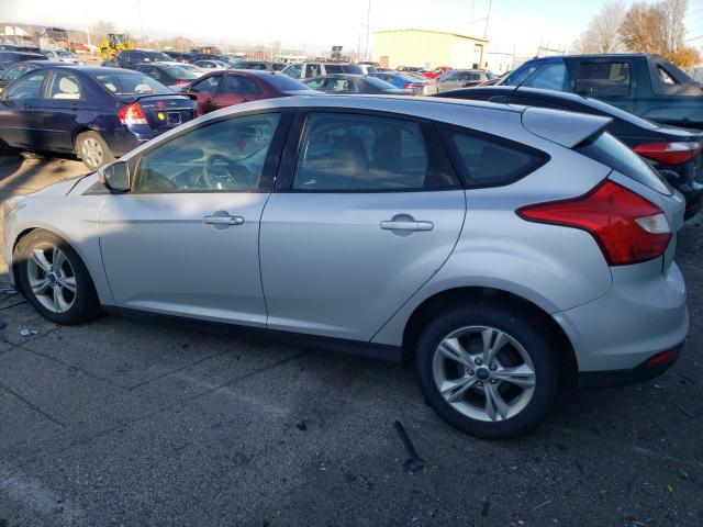 1FADP3K20EL139795 - 2014 FORD FOCUS SE SILVER photo 2