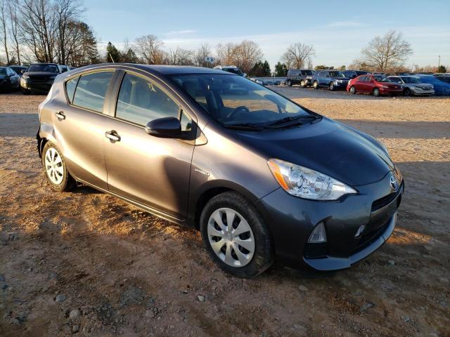 JTDKDTB35E1071816 - 2014 TOYOTA PRIUS C GRAY photo 4