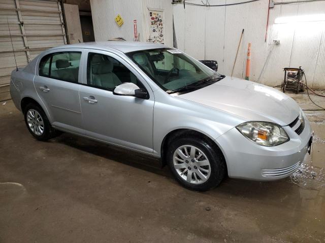 1G1AC5F58A7202954 - 2010 CHEVROLET COBALT 1LT SILVER photo 4