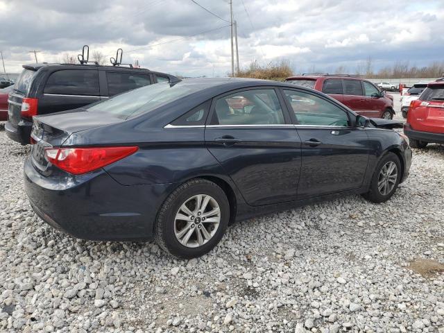 5NPEB4AC7BH169826 - 2011 HYUNDAI SONATA GLS BLUE photo 3