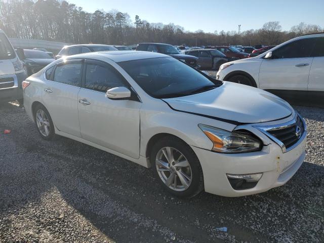 1N4AL3AP6DC108500 - 2013 NISSAN ALTIMA 2.5 WHITE photo 4