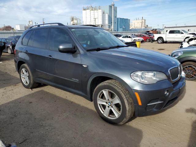 5UXZV4C55DL994994 - 2013 BMW X5 XDRIVE35I GRAY photo 4