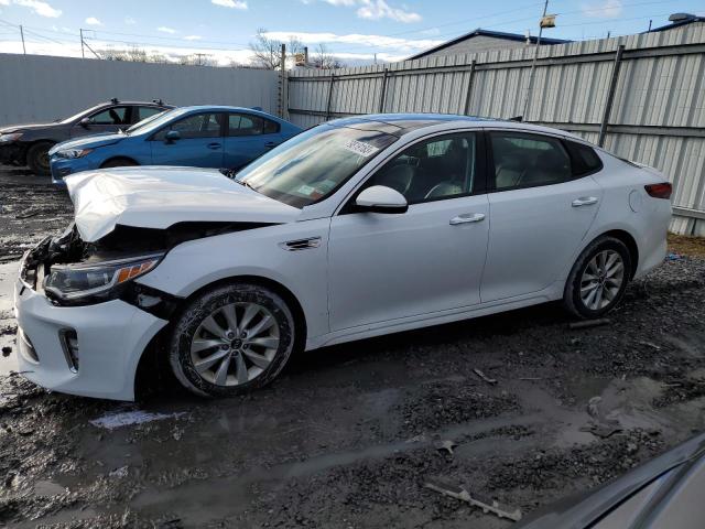 5XXGT4L32JG244431 - 2018 KIA OPTIMA LX WHITE photo 1