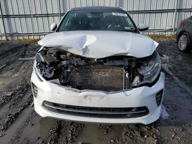 5XXGT4L32JG244431 - 2018 KIA OPTIMA LX WHITE photo 5