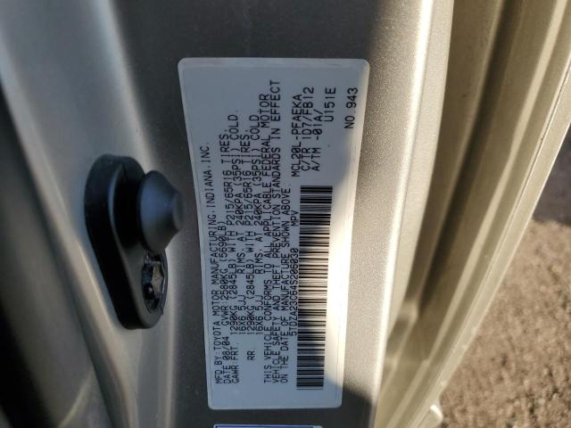 5TDZA23C64S206030 - 2004 TOYOTA SIENNA CE SILVER photo 12