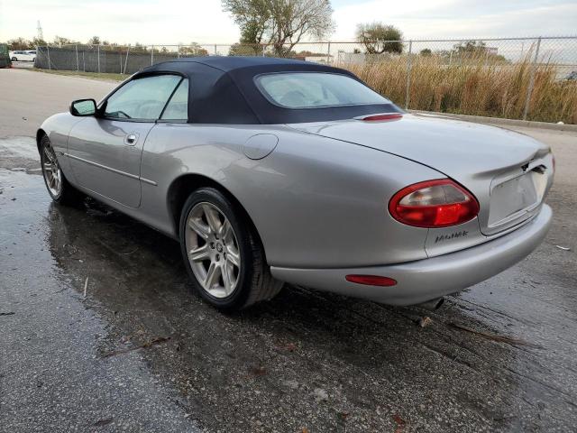 SAJJA42C2YNA07566 - 2000 JAGUAR XK8 SILVER photo 2