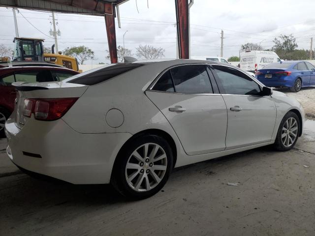 1G11D5SL1FF181346 - 2015 CHEVROLET MALIBU 2LT WHITE photo 3