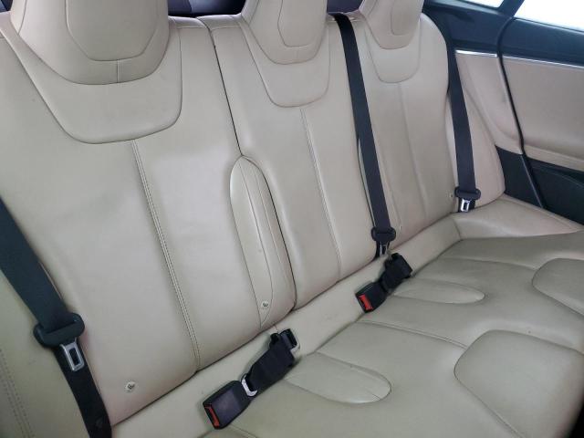 5YJSA1E21GF124344 - 2016 TESLA MODEL S RED photo 10