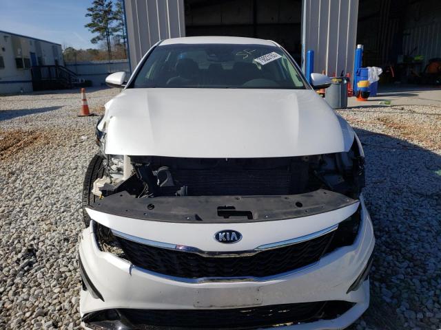 5XXGT4L36KG309959 - 2019 KIA OPTIMA LX WHITE photo 5