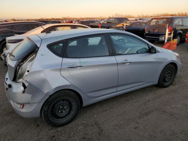 KMHCT5AE7HU317916 - 2017 HYUNDAI ACCENT SE SILVER photo 3