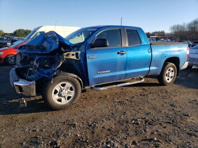 5TFUY5F14JX728159 - 2018 TOYOTA TUNDRA DOUBLE CAB SR/SR5 BLUE photo 1
