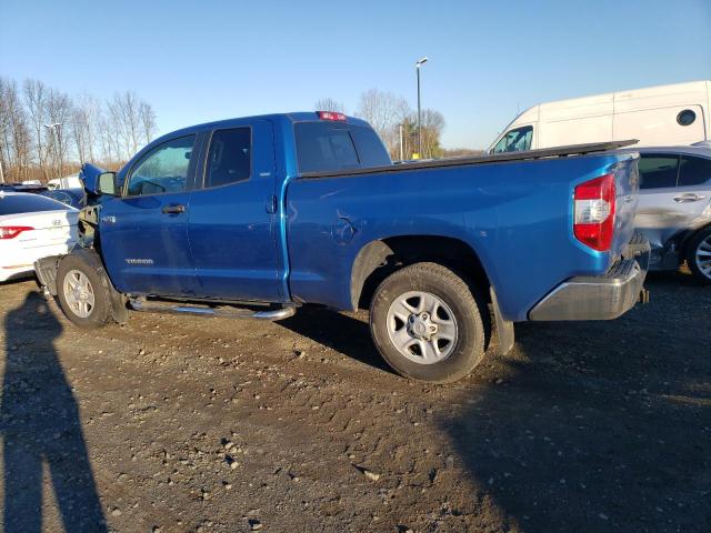 5TFUY5F14JX728159 - 2018 TOYOTA TUNDRA DOUBLE CAB SR/SR5 BLUE photo 2