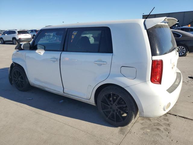 JTLKE50E591086310 - 2009 TOYOTA SCION XB WHITE photo 2