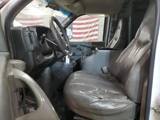 1GCGG25C781113720 - 2008 CHEVROLET EXPRESS G2 WHITE photo 7