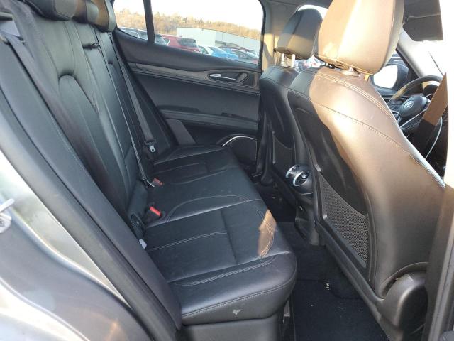 ZASPAKBNXK7C59502 - 2019 ALFA ROMEO STELVIO TI GRAY photo 11