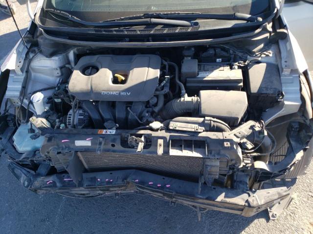 3KPFK4A77HE119643 - 2017 KIA FORTE LX SILVER photo 11