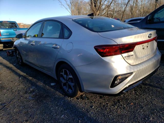 3KPF24AD1KE072753 - 2019 KIA FORTE FE SILVER photo 2