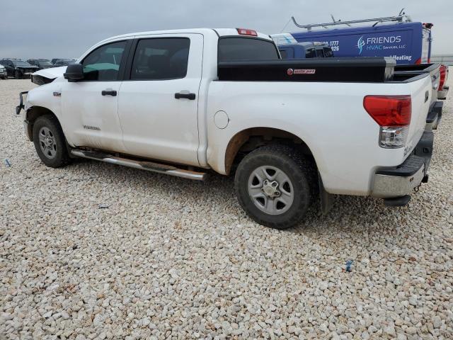 5TFDW5F17DX295771 - 2013 TOYOTA TUNDRA CREWMAX SR5 WHITE photo 2