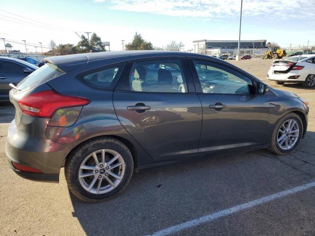 1FADP3K29HL267375 - 2017 FORD FOCUS SE GRAY photo 3