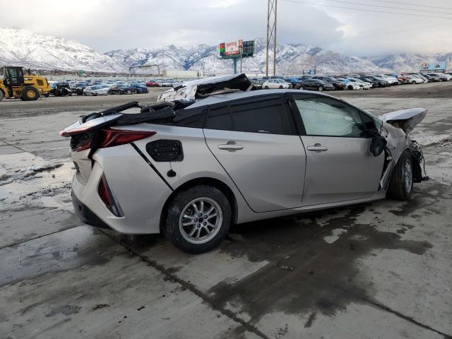 JTDKARFP0H3012044 - 2017 TOYOTA PRIUS PRIM ვერცხლისფერი ფოტო 3
