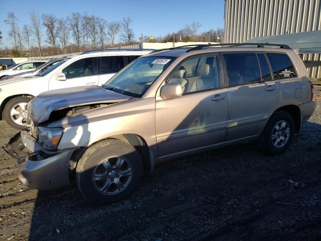 2004 TOYOTA HIGHLANDER BASE, 