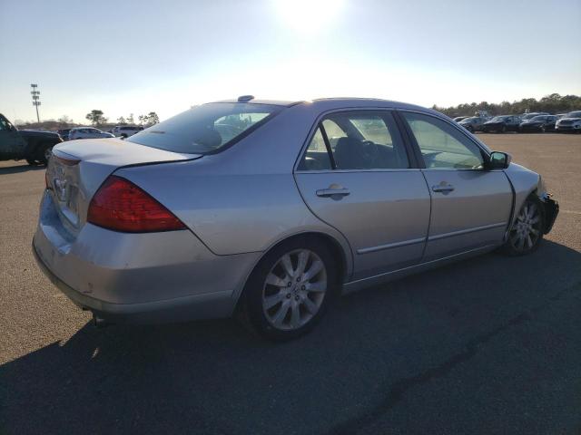 1HGCM66897A040729 - 2007 HONDA ACCORD EX SILVER photo 3