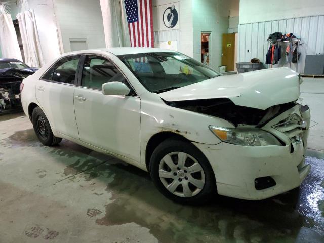 4T1BF3EK5BU589220 - 2011 TOYOTA CAMRY BASE WHITE photo 4