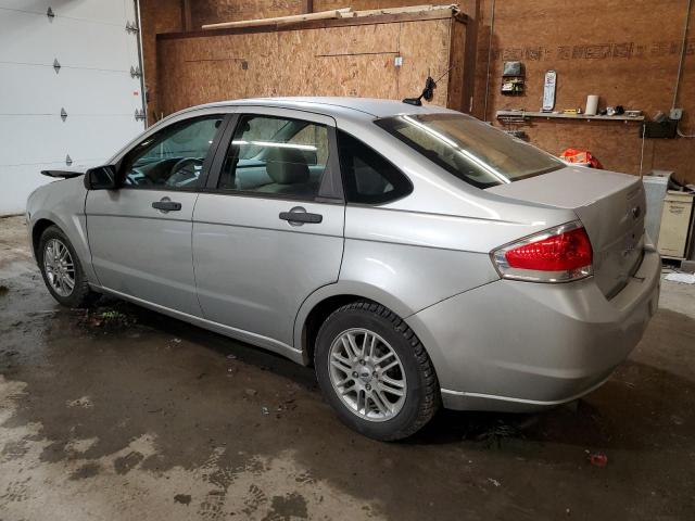 1FAHP35N29W264499 - 2009 FORD FOCUS SE SILVER photo 2