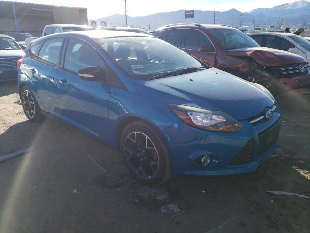 1FADP3K20DL174772 - 2013 FORD FOCUS SE BLUE photo 4