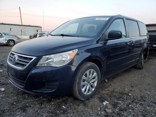 2C4RVABG5ER134931 - 2014 VOLKSWAGEN ROUTAN SE BLUE photo 1