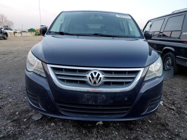 2C4RVABG5ER134931 - 2014 VOLKSWAGEN ROUTAN SE BLUE photo 5