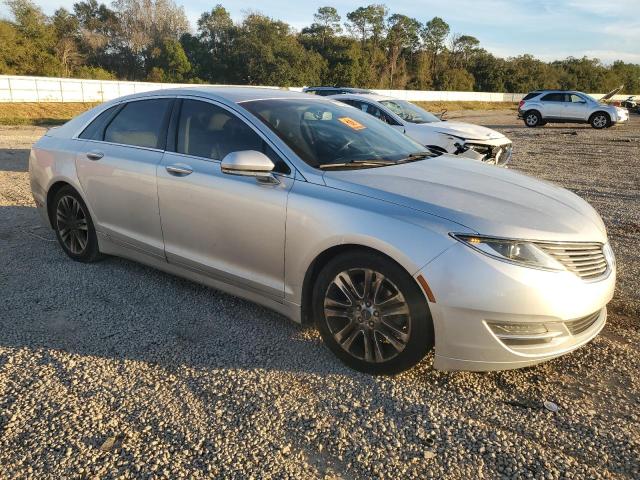 3LN6L2G95GR606224 - 2016 LINCOLN MKZ SILVER photo 4