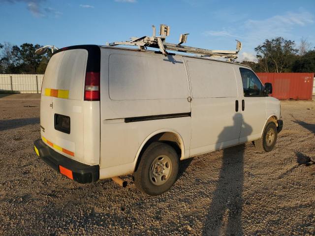 1GCWGFCA4C1175444 - 2012 CHEVROLET EXPRESS G2 WHITE photo 3