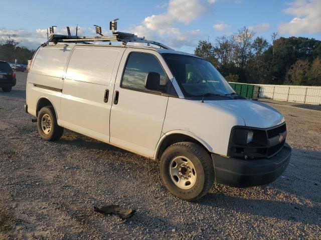 1GCWGFCA4C1175444 - 2012 CHEVROLET EXPRESS G2 WHITE photo 4