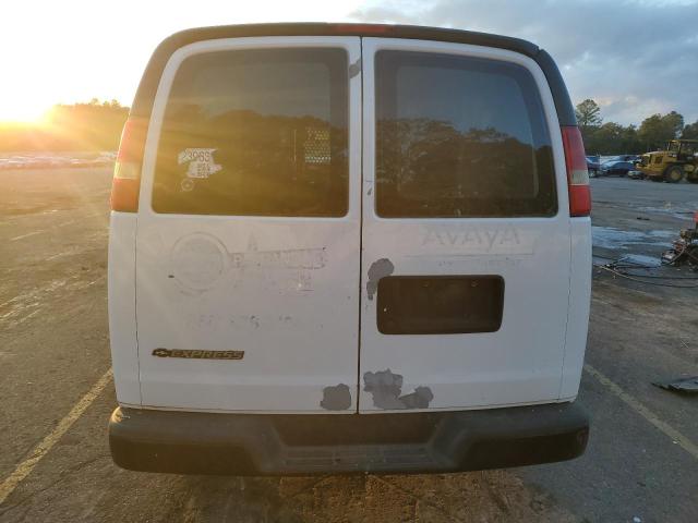 1GCGG25C481114761 - 2008 CHEVROLET EXPRESS G2 WHITE photo 6