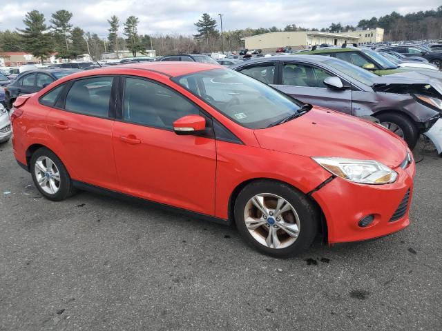 1FADP3F22DL202887 - 2013 FORD FOCUS SE RED photo 4