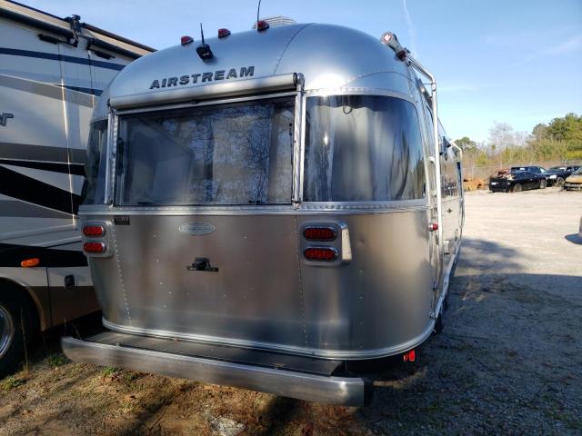 1STT9YL26HJ538238 - 2017 AIRS TRAVEL TRA 银色 照片 4