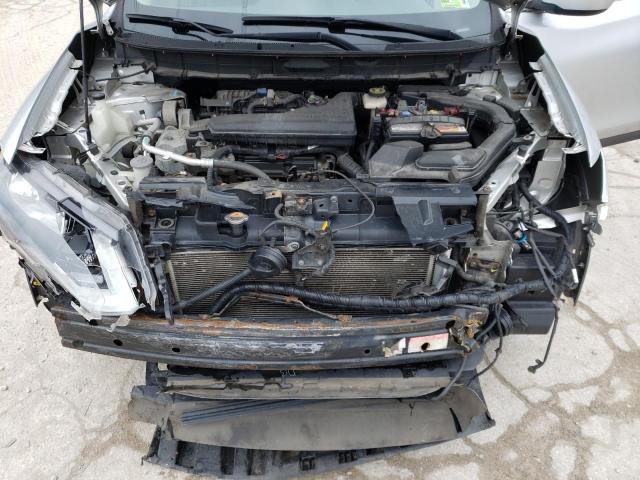 KNMAT2MV0HP515449 - 2017 NISSAN ROGUE S SILVER photo 12