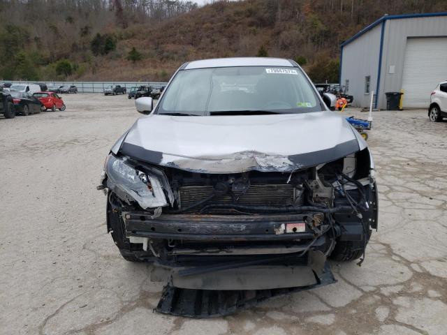 KNMAT2MV0HP515449 - 2017 NISSAN ROGUE S SILVER photo 5