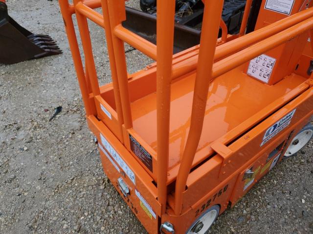 1M1201180701975 - 2018 SNOR SKYLIFT ORANGE photo 6