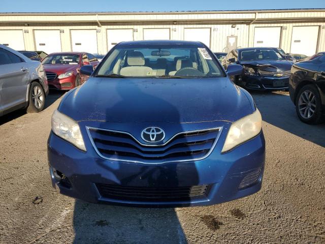 4T1BF3EK0BU658167 - 2011 TOYOTA CAMRY BASE BLUE photo 5