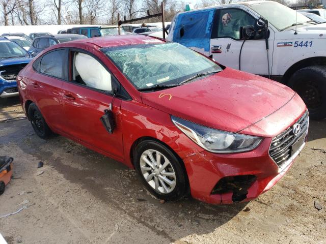 3KPC24A32JE010349 - 2018 HYUNDAI ACCENT SE RED photo 4