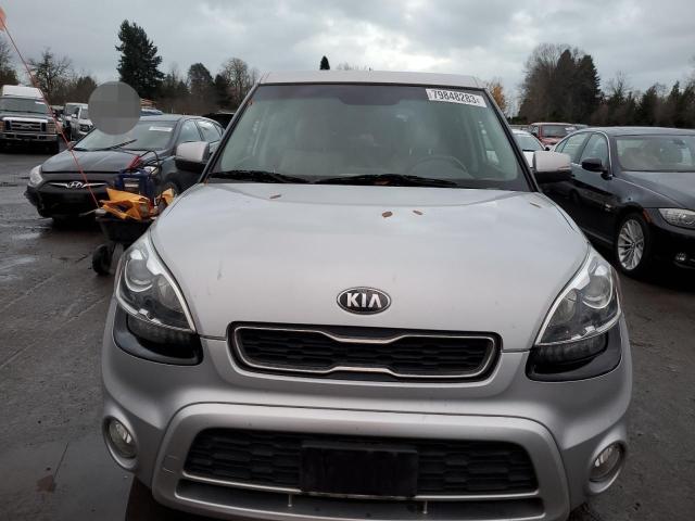 KNDJT2A65D7765857 - 2013 KIA SOUL + SILVER photo 5