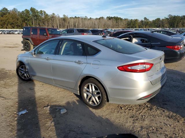 3FA6P0H75GR308952 - 2016 FORD FUSION SE SILVER photo 2