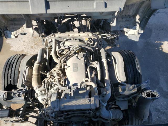 JALE5W166F7901384 - 2015 ISUZU NQR WHITE photo 12