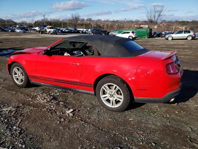 1ZVBP8EM9B5169712 - 2011 FORD MUSTANG RED photo 2