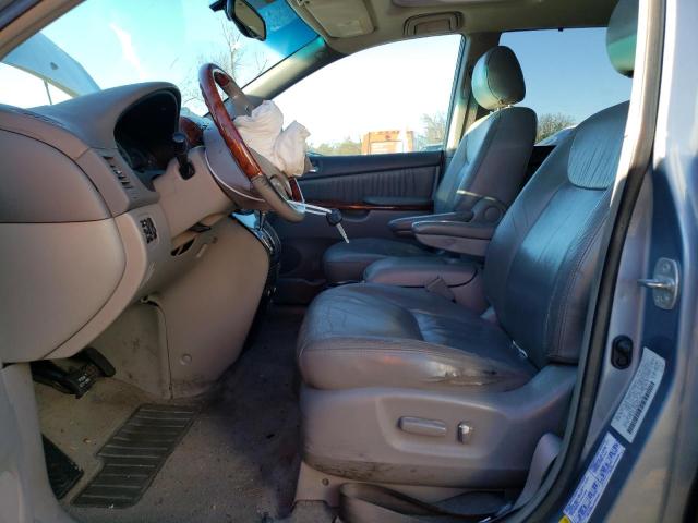 5TDZA22C04S013566 - 2004 TOYOTA SIENNA XLE GRAY photo 7