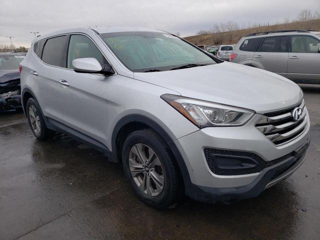 5XYZTDLB8GG329486 - 2016 HYUNDAI SANTA FE S SILVER photo 4