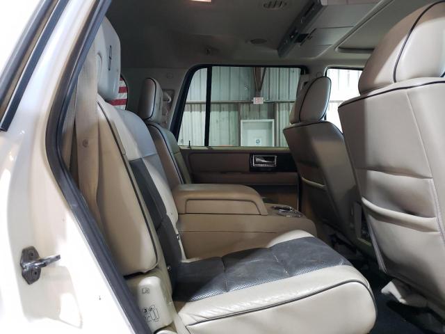 5LMJJ2H52AEJ10610 - 2010 LINCOLN NAVIGATOR თეთრი ფოტო 11